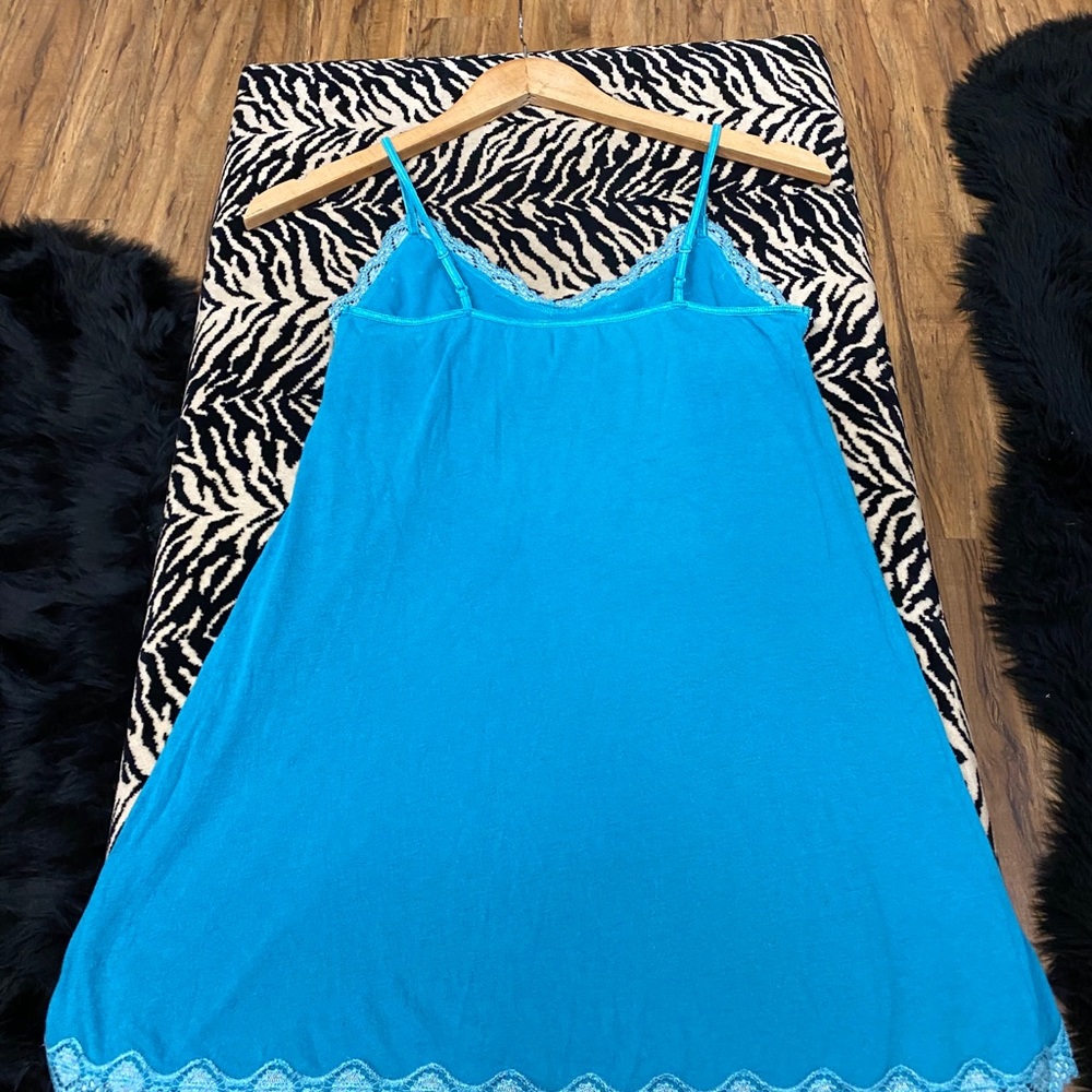 •Hollister Beaded Front Tunic - Picture 6 of 7
